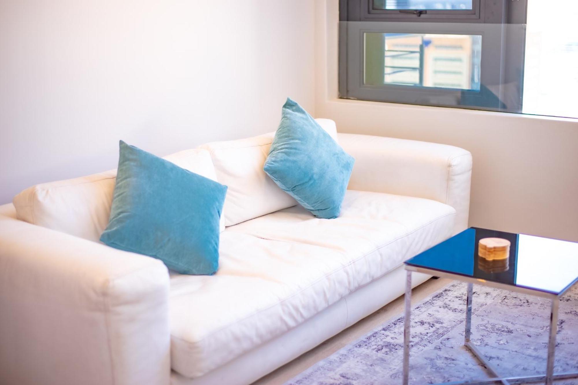 16 On Bree Luxury Studio Apartment With City Mountain Views Kapstadt Exterior foto